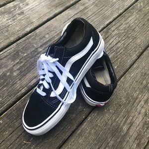Vans old skool shoes